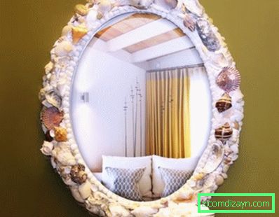 Specchio decorato con conchiglie