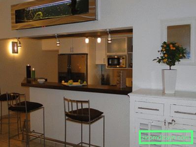 bianco-cucina-bar-contro-design-idee-con-metallo-alto-bar-feci-anche-legno-appoggio-plus-modern-hanging-soffitto-lights